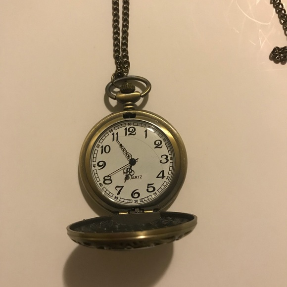 Brand New Star Trek Pocket Watch - Picture 6 of 8